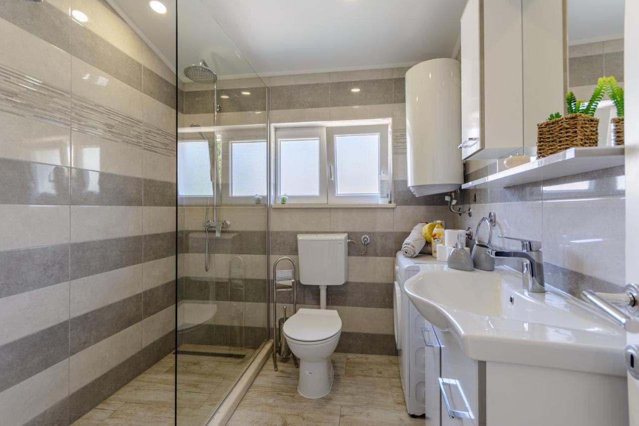 Apartment Darka 2 Sumartin Εξωτερικό φωτογραφία